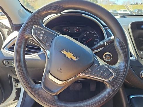 Used 2024 Chevrolet Malibu LT image 24