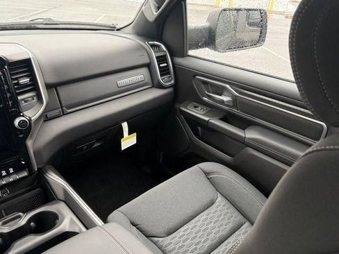New 2026 RAM 1500 Big Horn AWD/4WD image 30