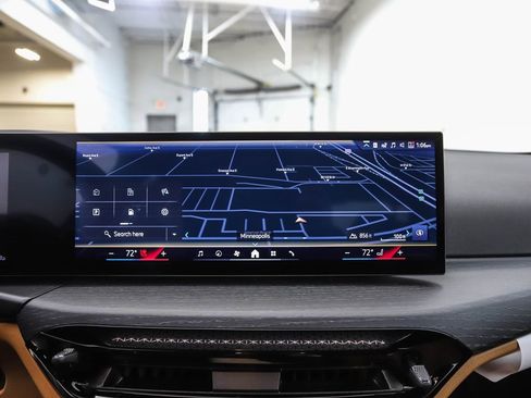 New 2026 BMW 330i xDrive Sedan w/ M Sport Package image 17