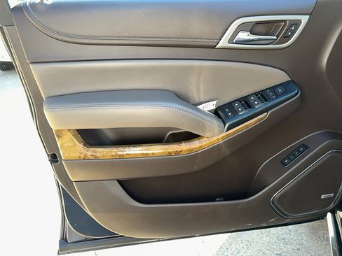 Used 2017 GMC Yukon XL Denali w/ Open Road Package image 26