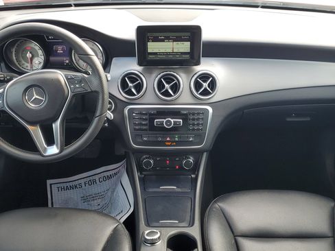 Used 2015 Mercedes-Benz GLA 250 4MATIC image 16