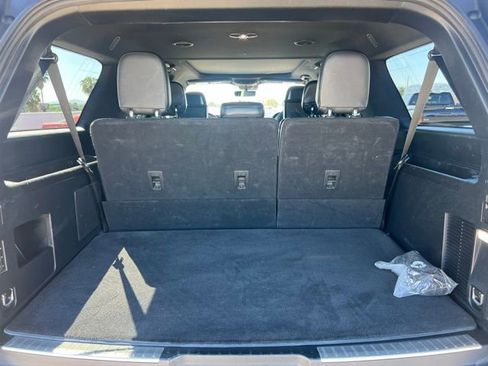 Used 2020 Lincoln Navigator L Reserve w/ Luxury Package RWD image 48