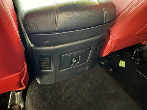 Used 2017 RAM 1500 Rebel AWD/4WD image 20