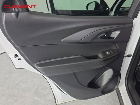 Used 2023 Chevrolet TrailBlazer RS w/ Convenience Package image 26