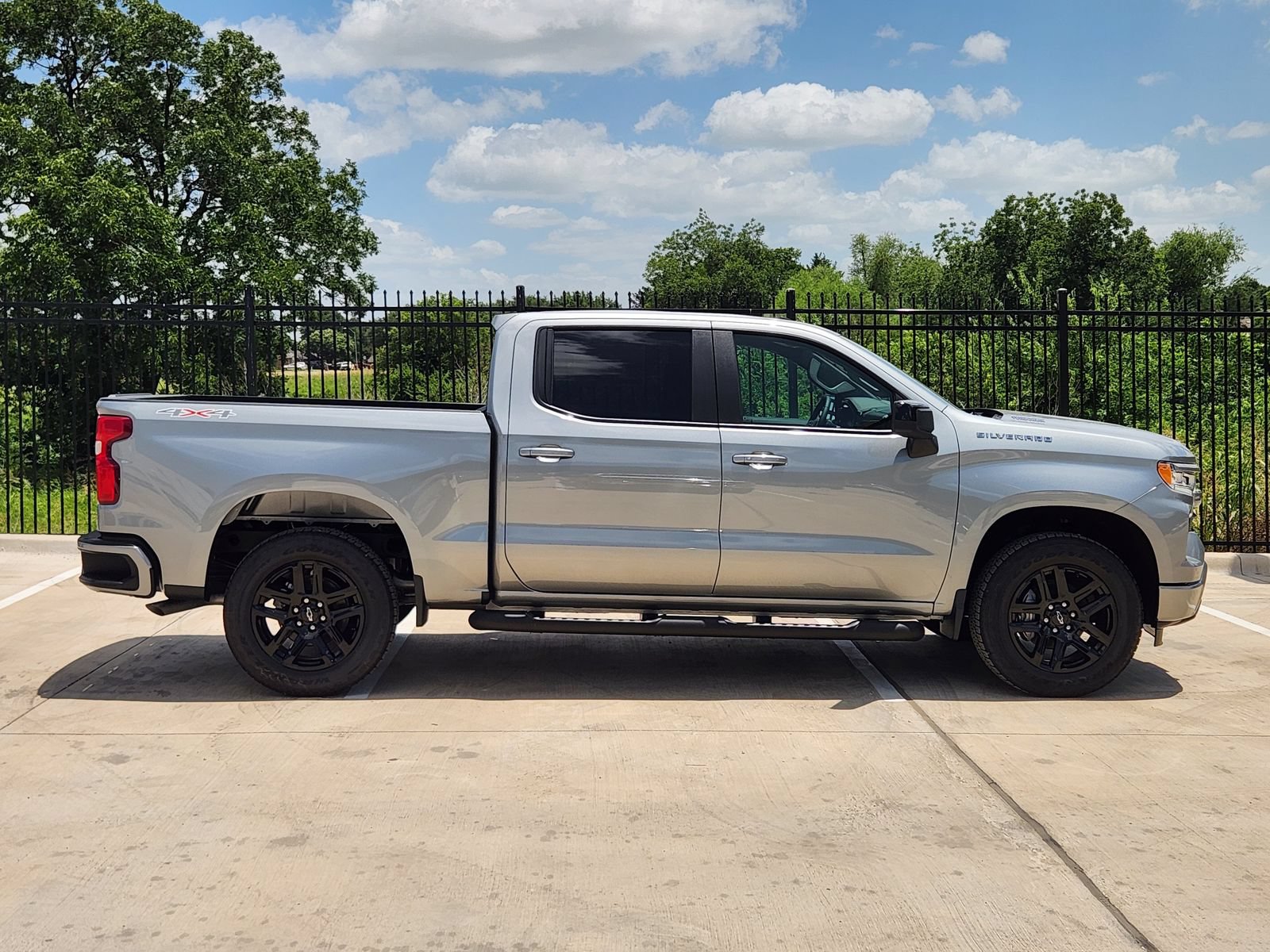 New 2026 Chevrolet Silverado 1500 RST w/ RST Select Package AWD/4WD image 7
