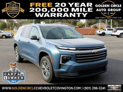 Used 2025 Chevrolet Traverse LT