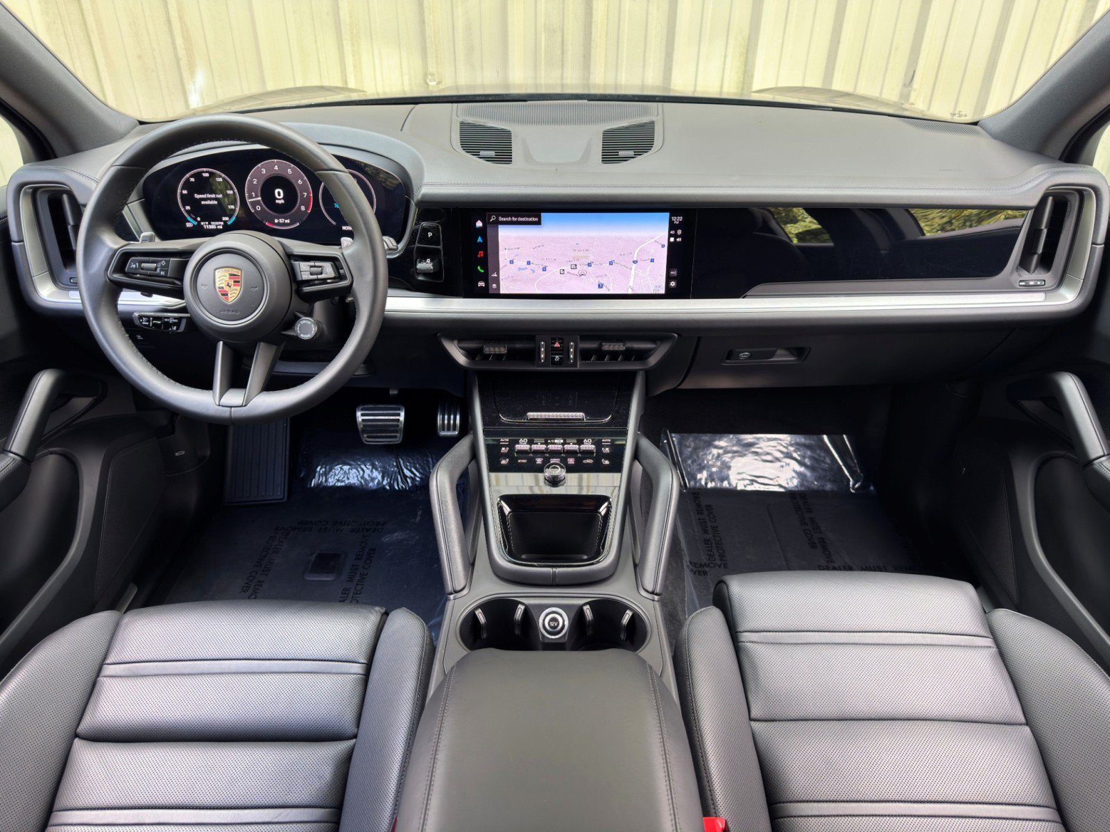 Used 2025 Porsche Cayenne S w/ Premium Package Plus AWD/4WD image 13