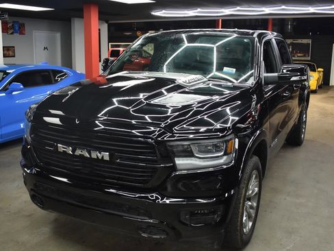 Used 2022 RAM 1500 Laramie image 1