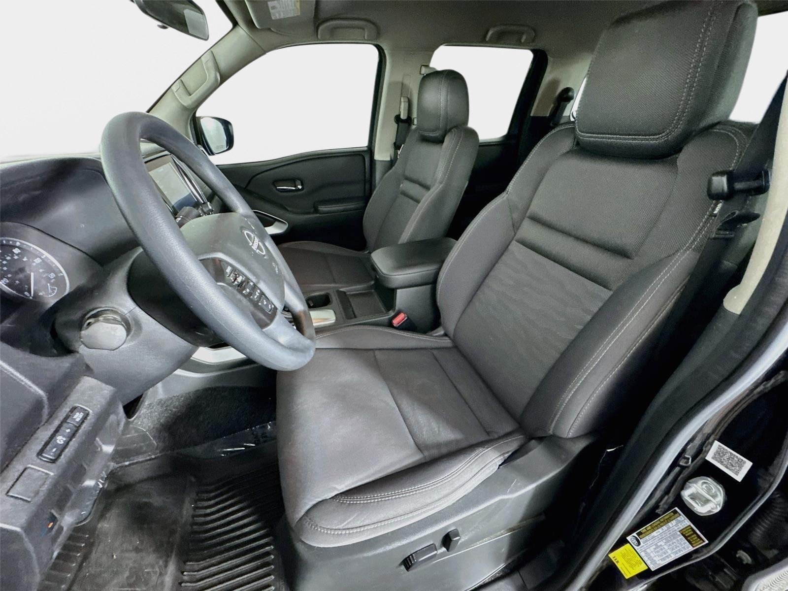 Used 2024 Nissan Frontier SV w/ Technology Package RWD image 12