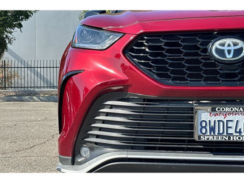 Used 2021 Toyota Highlander XSE FWD image 49