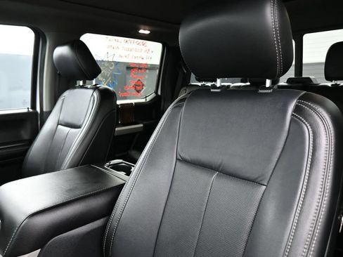 Used 2020 Ford F150 Lariat w/ Equipment Group 502A Luxury AWD/4WD image 13