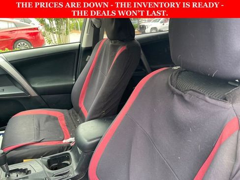 Used 2017 Toyota RAV4 LE w/ All Weather Liner Package AWD/4WD image 7