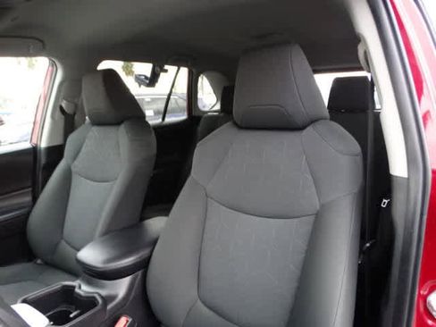 Certified 2023 Toyota RAV4 XLE image 19