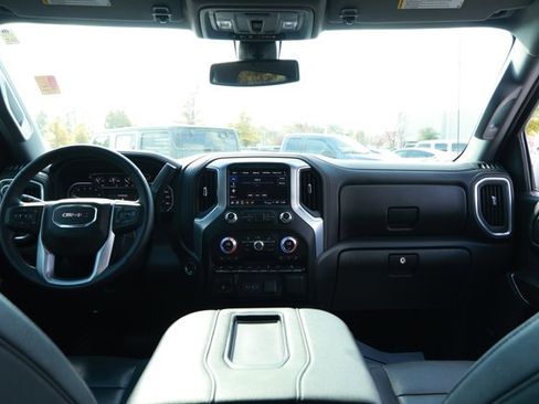 Used 2022 GMC Sierra 1500 SLT w/ SLT Premium Plus Package image 33