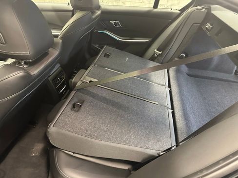 Used 2025 BMW 330i xDrive Sedan w/ Convenience Package image 39