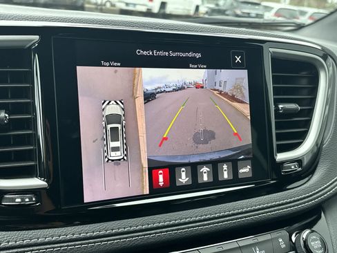 New 2026 Chrysler Pacifica Select image 21