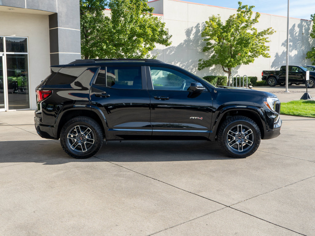 New 2027 GMC Terrain AT4 w/ Convenience Package III AWD/4WD image 8