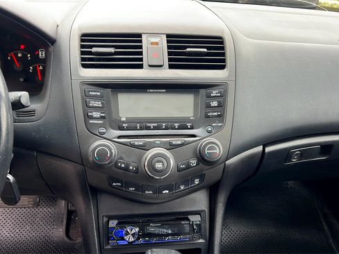 Used 2005 Honda Accord EX-L image 18