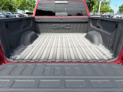 Used 2018 GMC Sierra 1500 SLT w/ SLT Premium Package AWD/4WD image 10