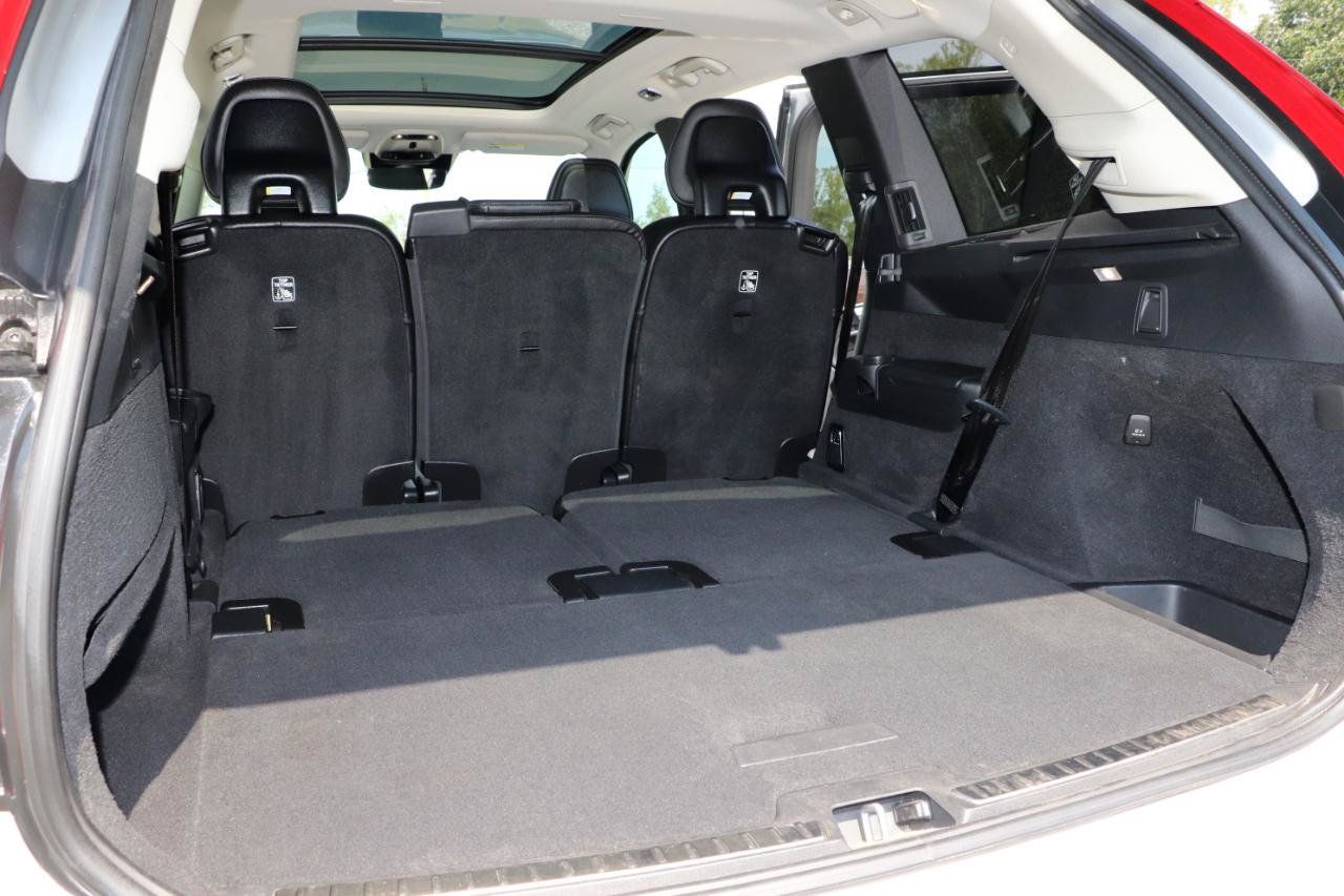Used 2019 Volvo XC90 T6 Momentum AWD/4WD image 6