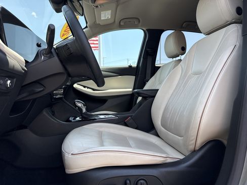 Used 2024 Buick Encore GX Avenir w/ Avenir Convenience Package FWD image 26