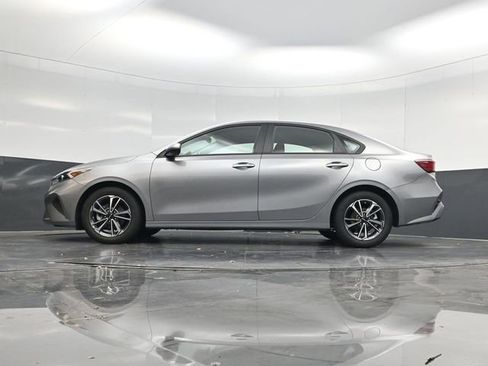 Used 2024 Kia Forte LXS image 51