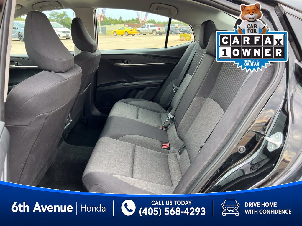 Used 2025 Toyota Camry LE FWD image 17