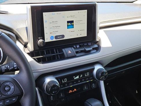 Used 2025 Toyota RAV4 XLE w/ Convenience Package FWD image 20