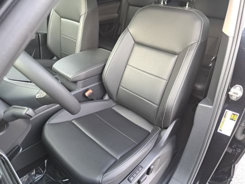 Certified 2023 Volkswagen Atlas SEL image 16