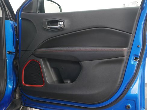 Used 2018 Jeep Compass Trailhawk w/ Leather Interior Group image 9