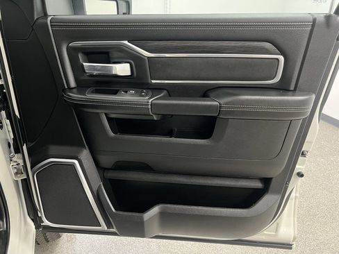 Used 2024 RAM 3500 Laramie w/ Night Edition image 70