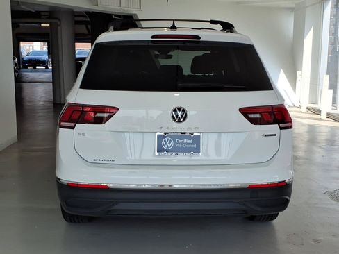 Used 2024 Volkswagen Tiguan SE AWD/4WD image 5