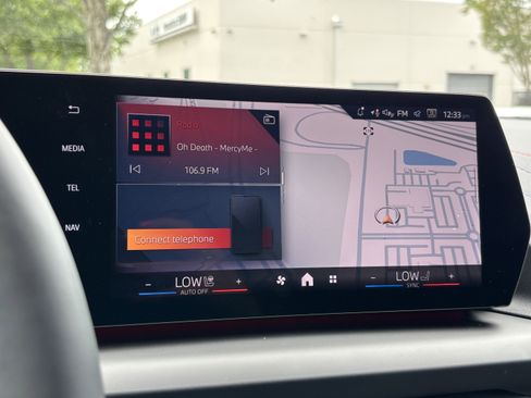 Used 2026 BMW 228i w/ Technology Package image 27