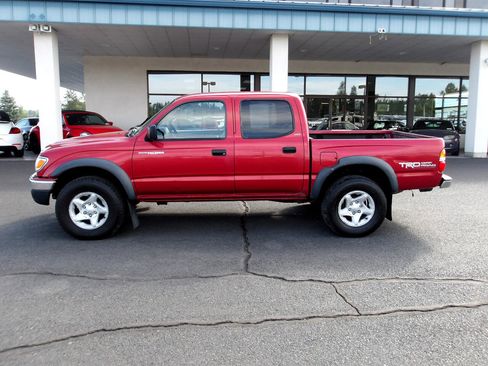 Used 2002 Toyota Tacoma TRD Offroad Dbl Cab 4WD at image 2