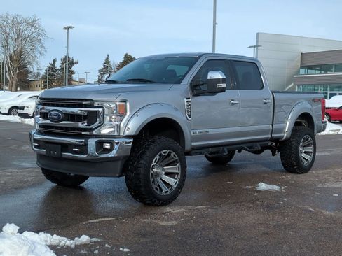 Used 2020 Ford F250 XLT w/ XLT Premium Package image 4