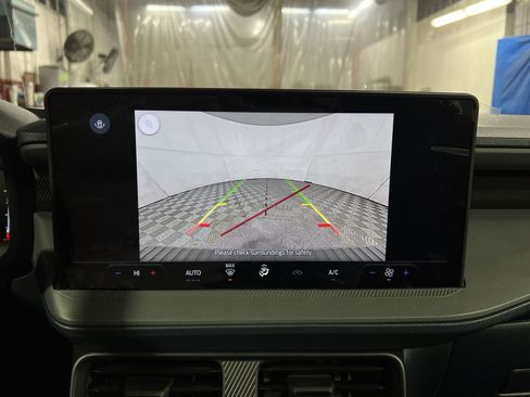 New 2026 Ford Maverick XL image 19