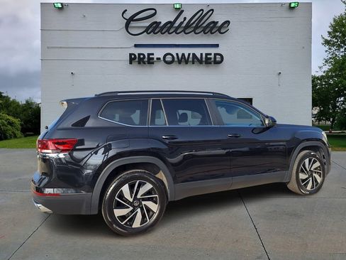 Used 2024 Volkswagen Atlas SE image 3