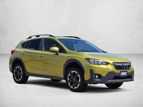 Used 2023 Subaru Crosstrek 2.0i Premium AWD/4WD image 3