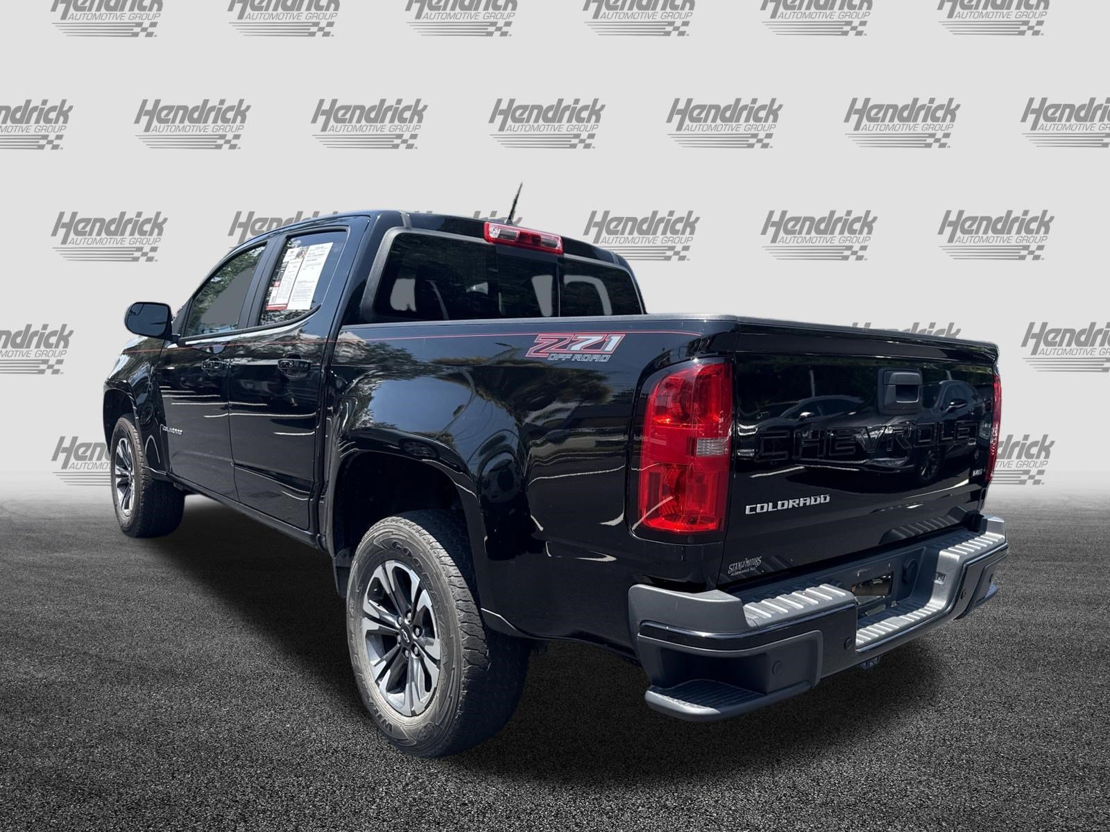 Used 2022 Chevrolet Colorado Z71 AWD/4WD image 8