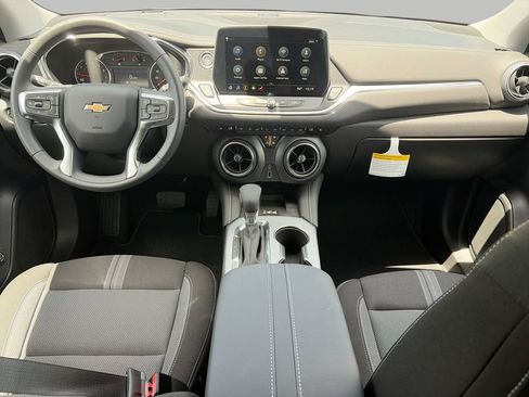 New 2026 Chevrolet Blazer LT w/ Convenience Package FWD image 10