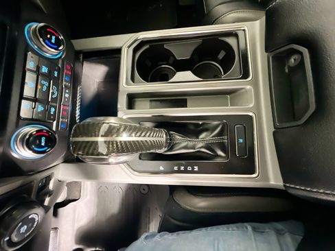 Used 2018 Ford F150 Raptor w/ Equipment Group 802A Luxury image 26