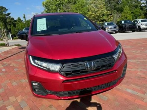 Used 2025 Honda Odyssey Sport-L image 4