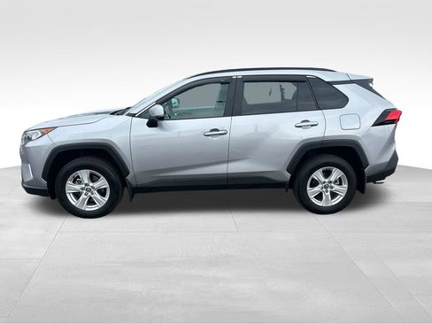 Used 2021 Toyota RAV4 XLE w/ Convenience Package AWD/4WD image 2