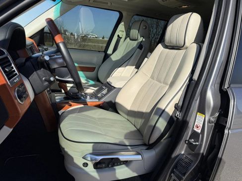 Used 2010 Land Rover Range Rover HSE AWD/4WD image 19