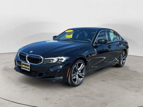 Used 2024 BMW 330i Sedan w/ Convenience Package RWD image 3