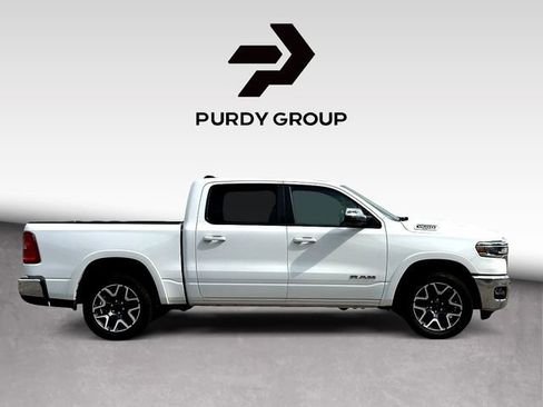 Used 2025 RAM 1500 Laramie AWD/4WD image 9