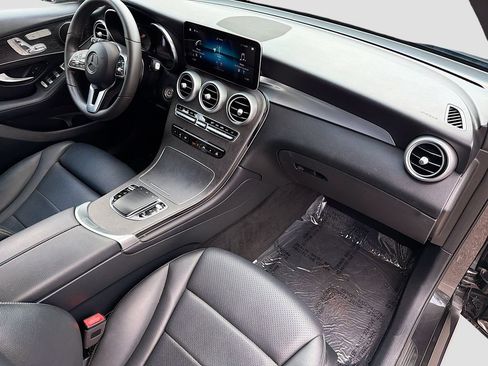 Used 2021 Mercedes-Benz GLC 300 image 14