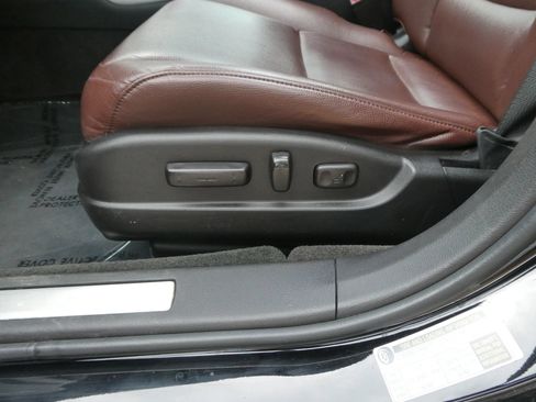 Used 2016 Acura TLX FWD image 17