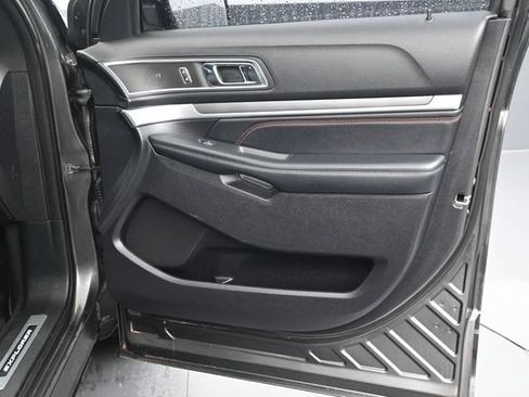 Certified 2018 Ford Explorer Sport w/ Equipment Group 401A AWD/4WD image 11