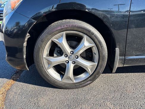 Used 2015 Toyota Venza XLE image 11